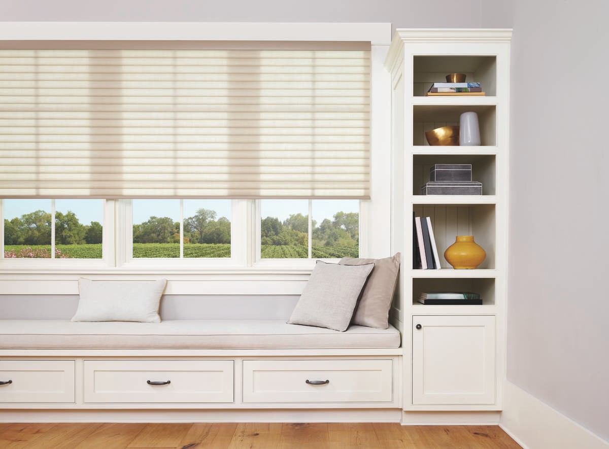 Hunter Douglas Honeycomb Shades for homes near Amarillo, Texas (TX) including Sonnette™ roller shades.